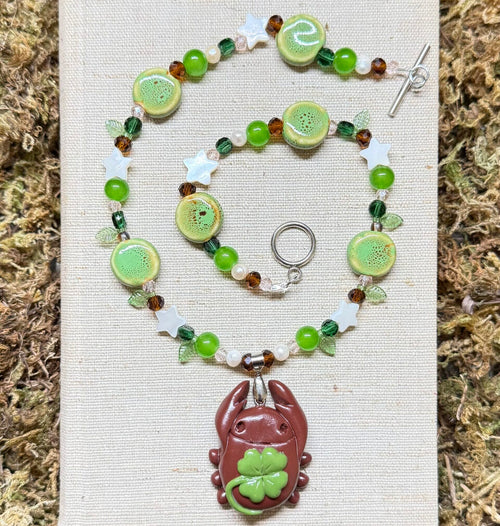 lucky clover bug necklace