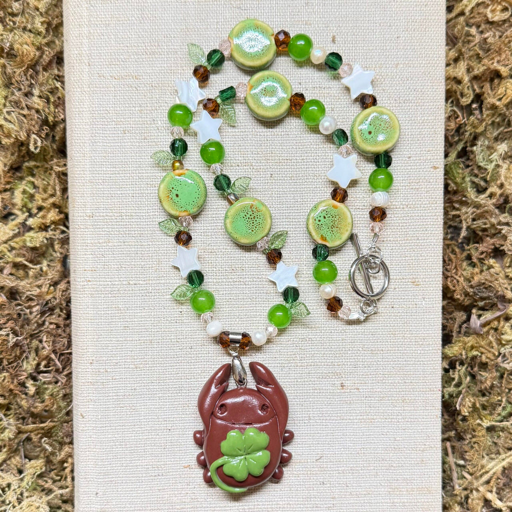 lucky clover bug necklace