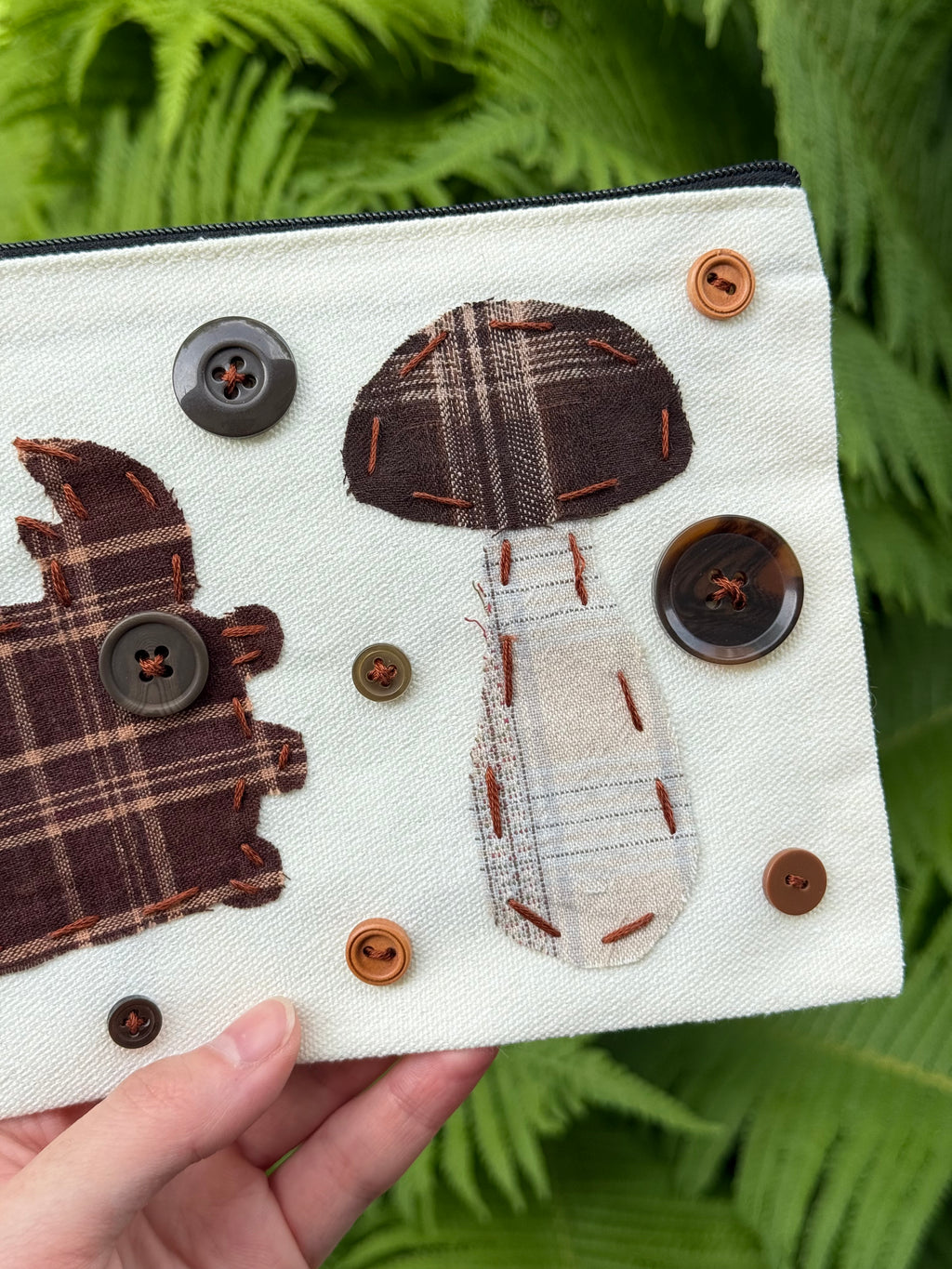mushroom pouch - rainy forest