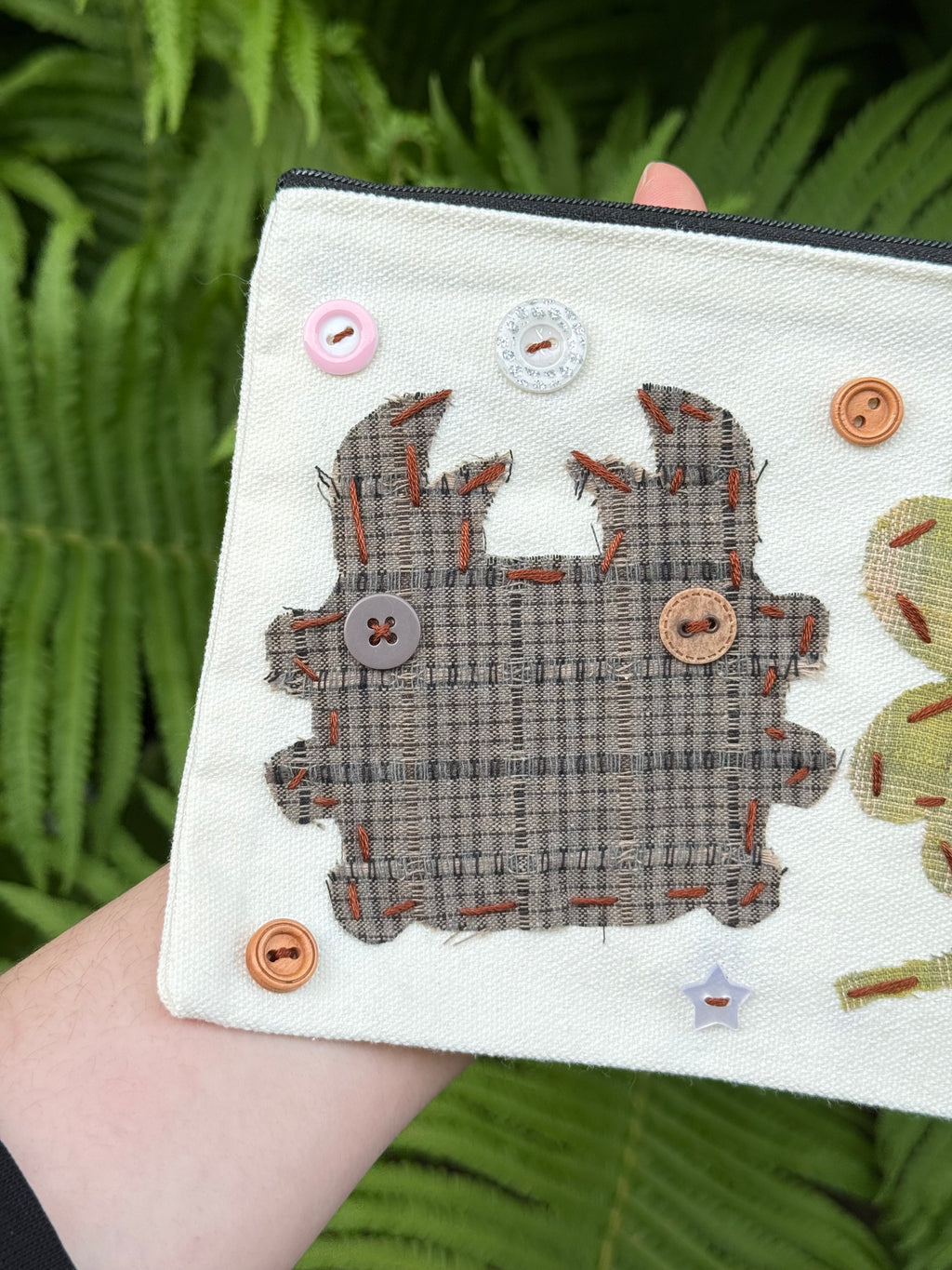 lucky bug pouch
