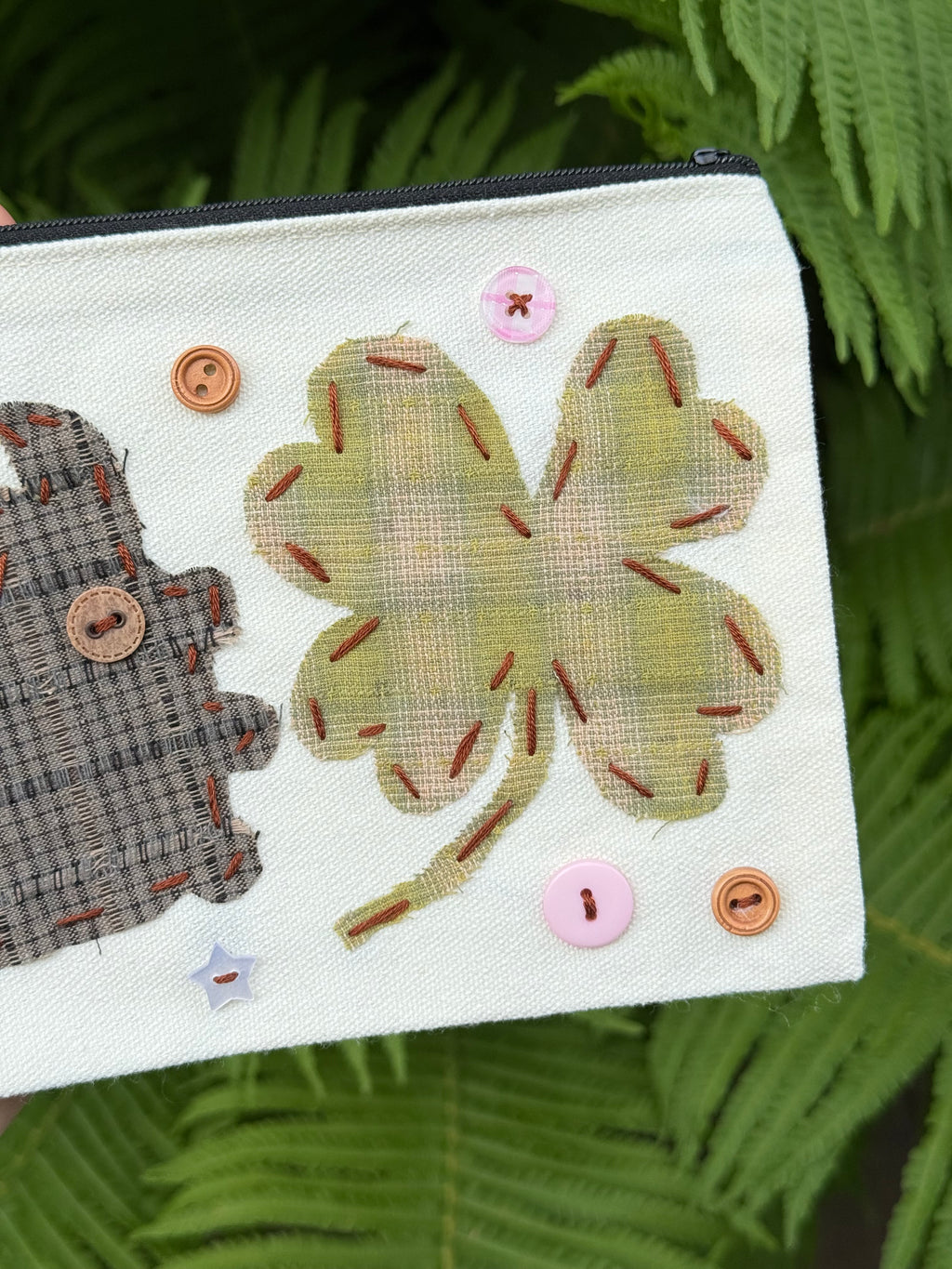 lucky bug pouch