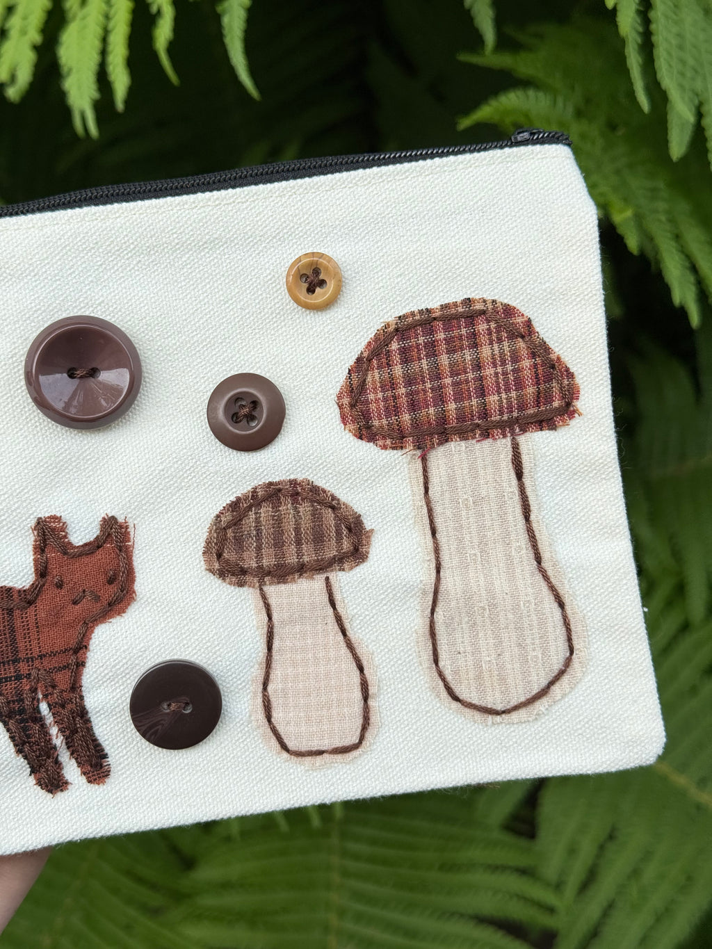 mushroom cat pouch