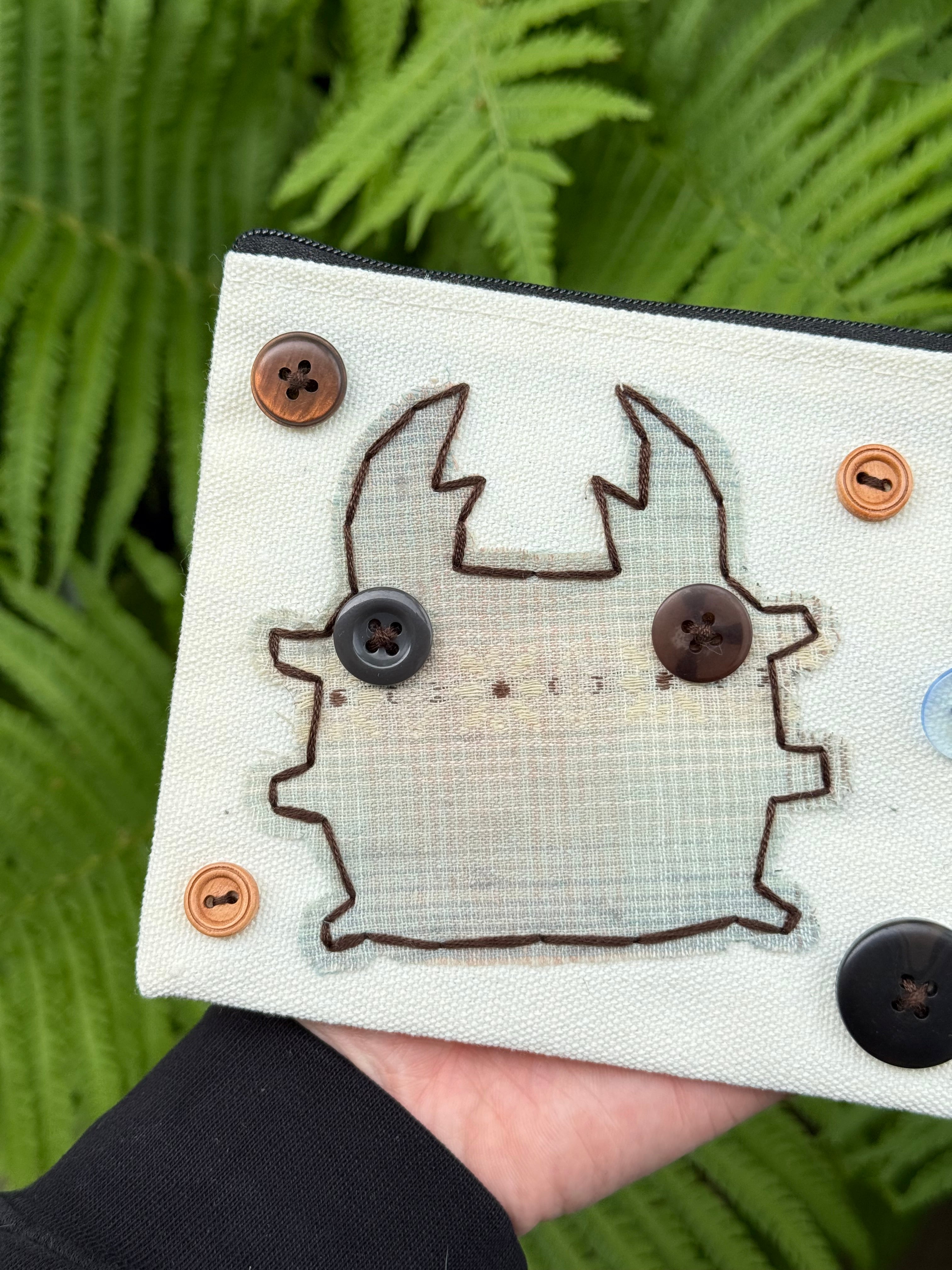 forest lake bug pouch