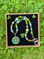 grandma´s garden bug necklace