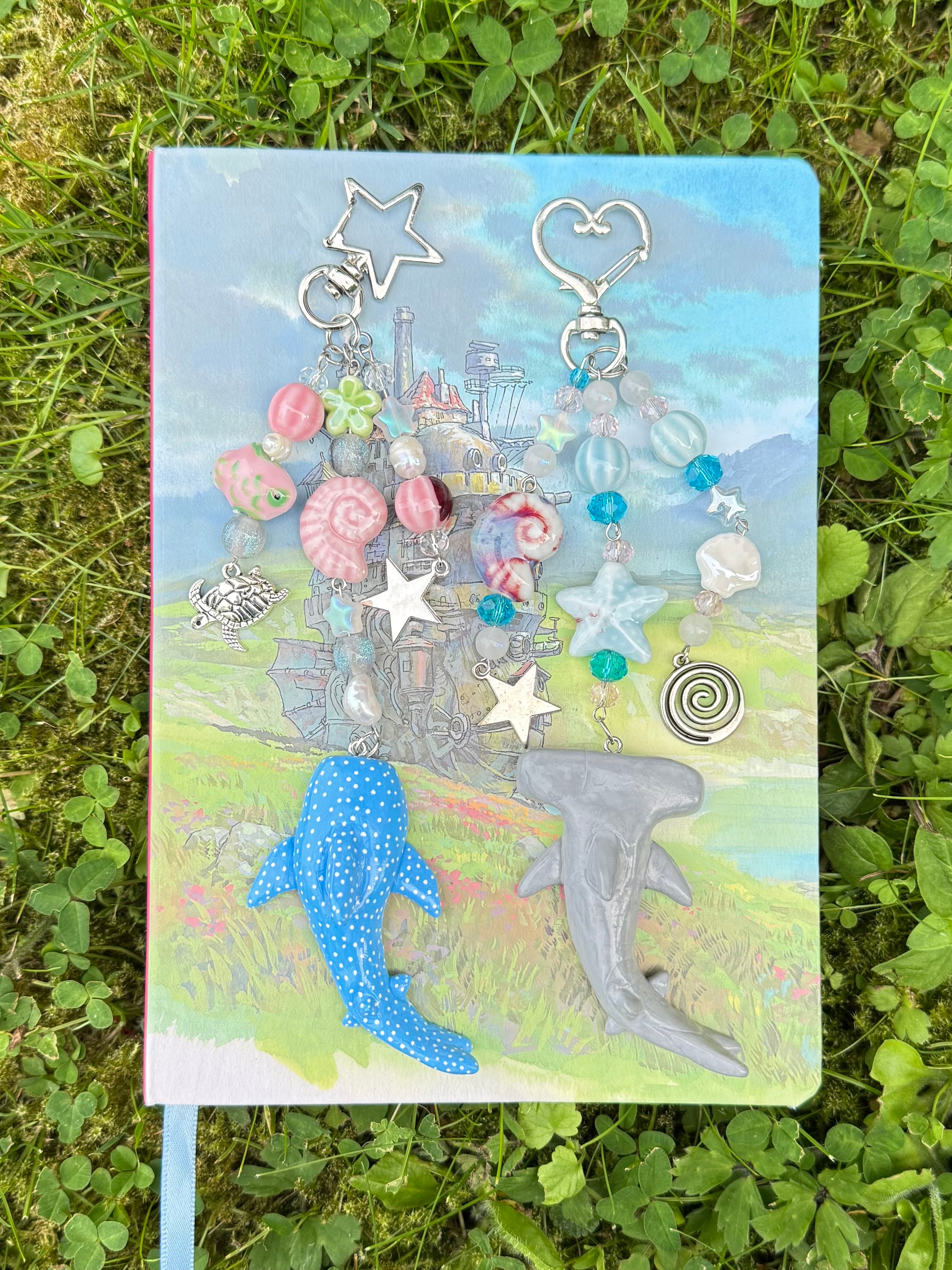 shark keychains .✦ ݁˖