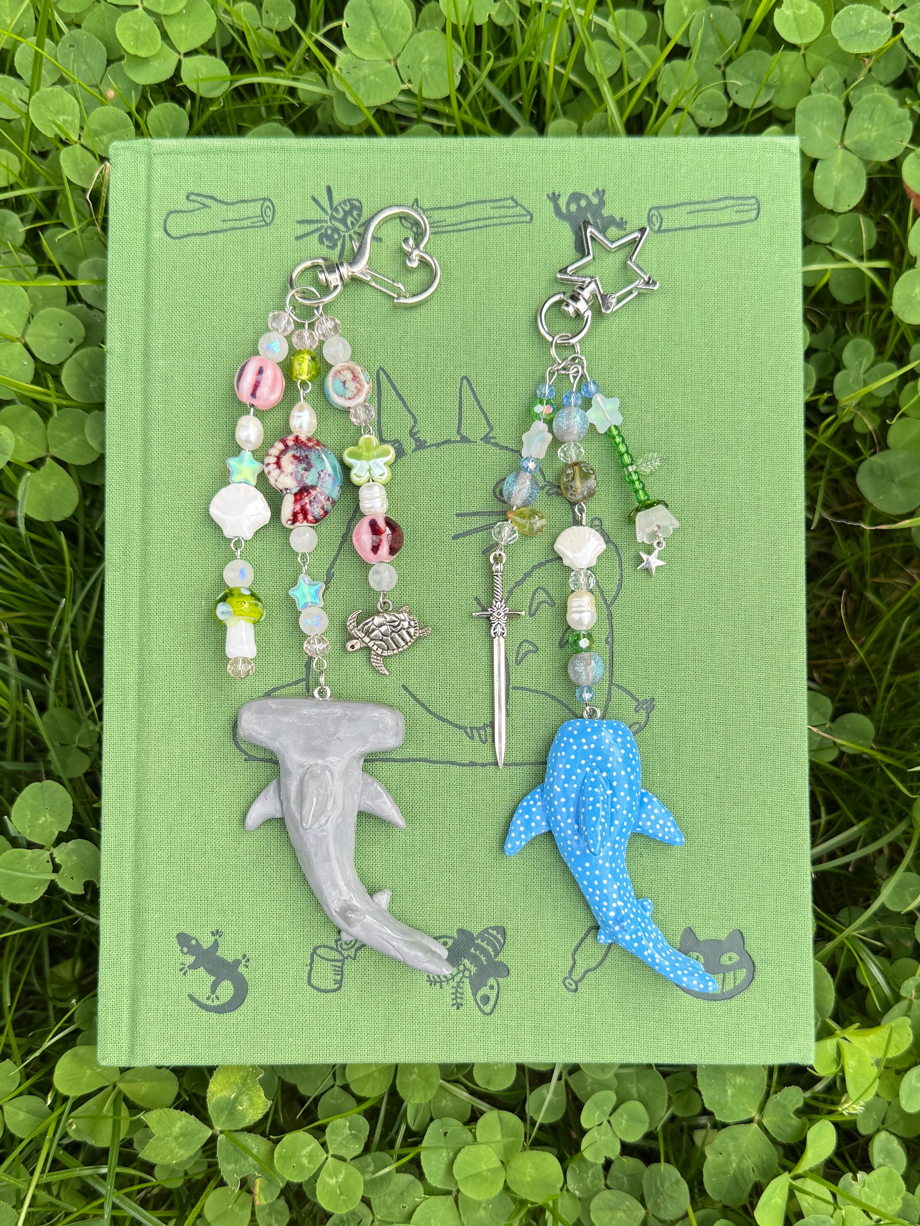 shark keychains ಄