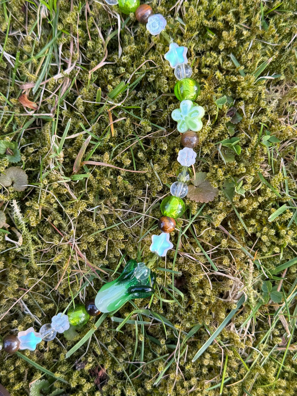 grandma´s garden bug necklace