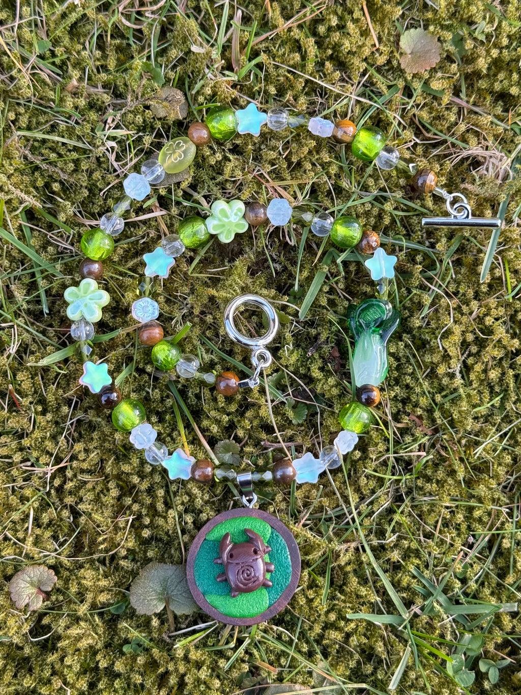 grandma´s garden bug necklace