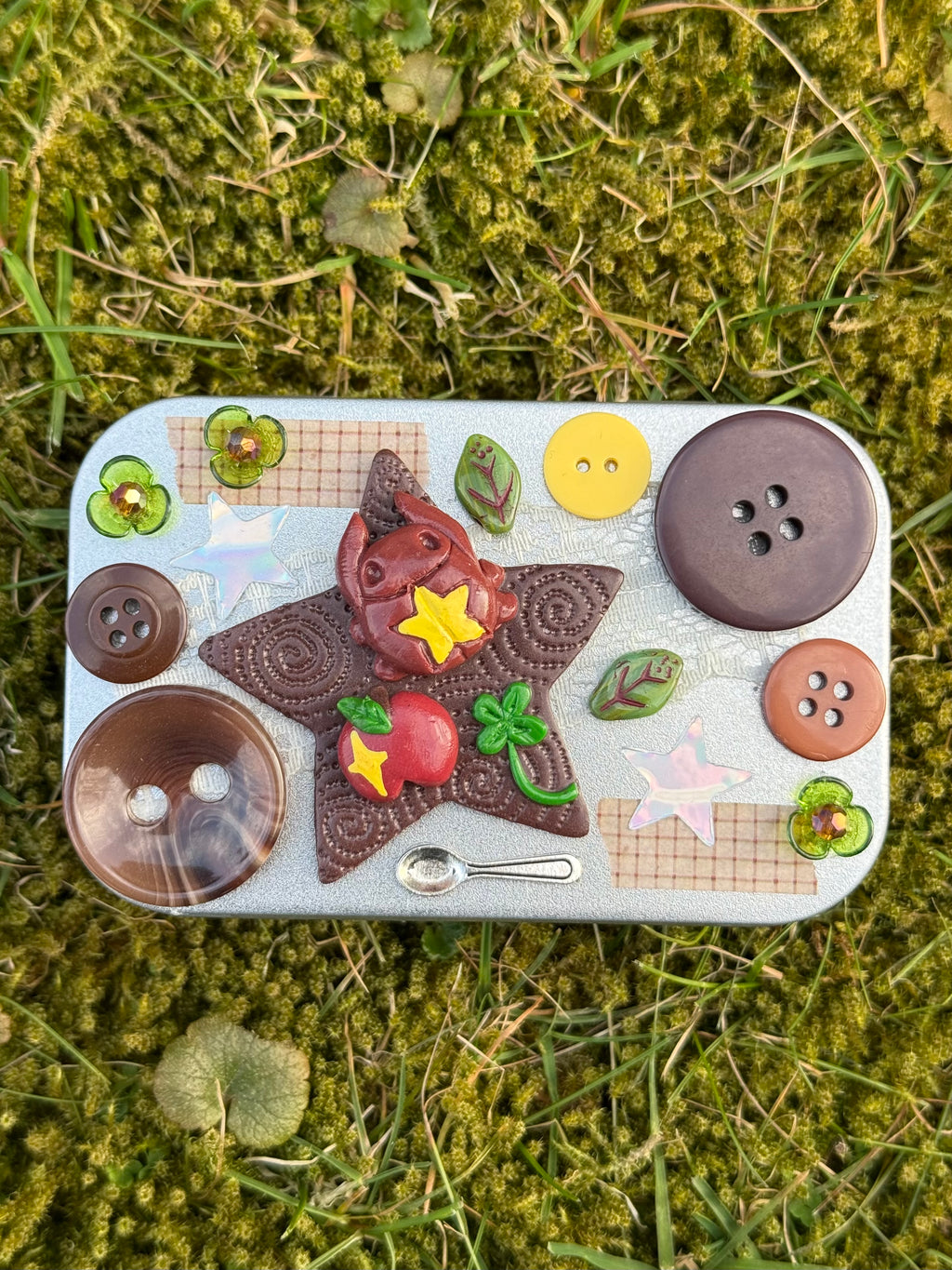 apple bug trinket box