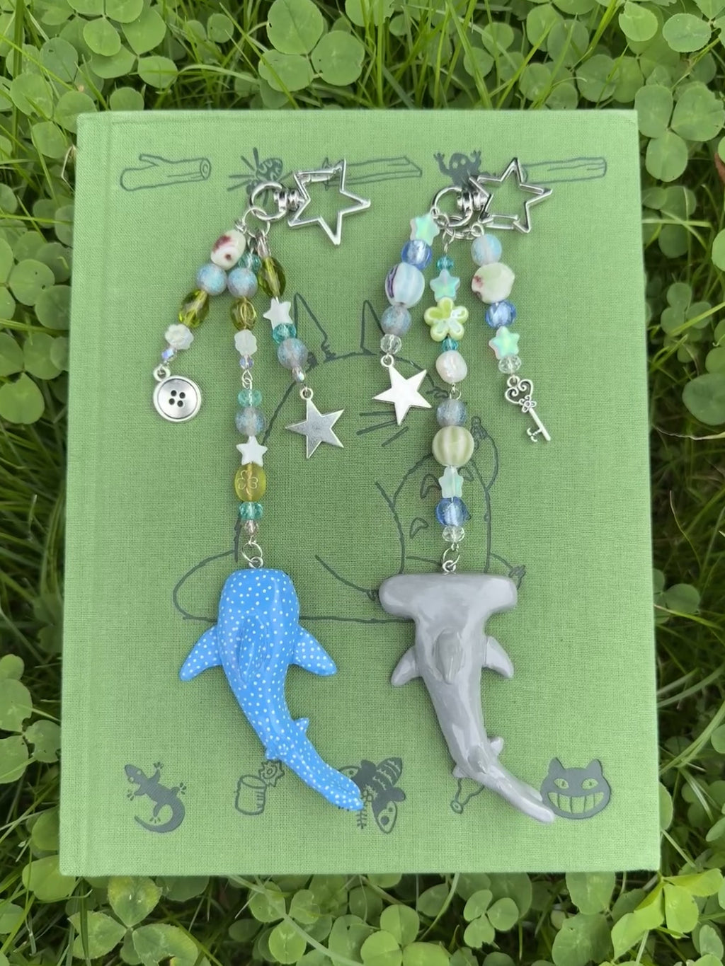 shark keychains .✦ ݁˖