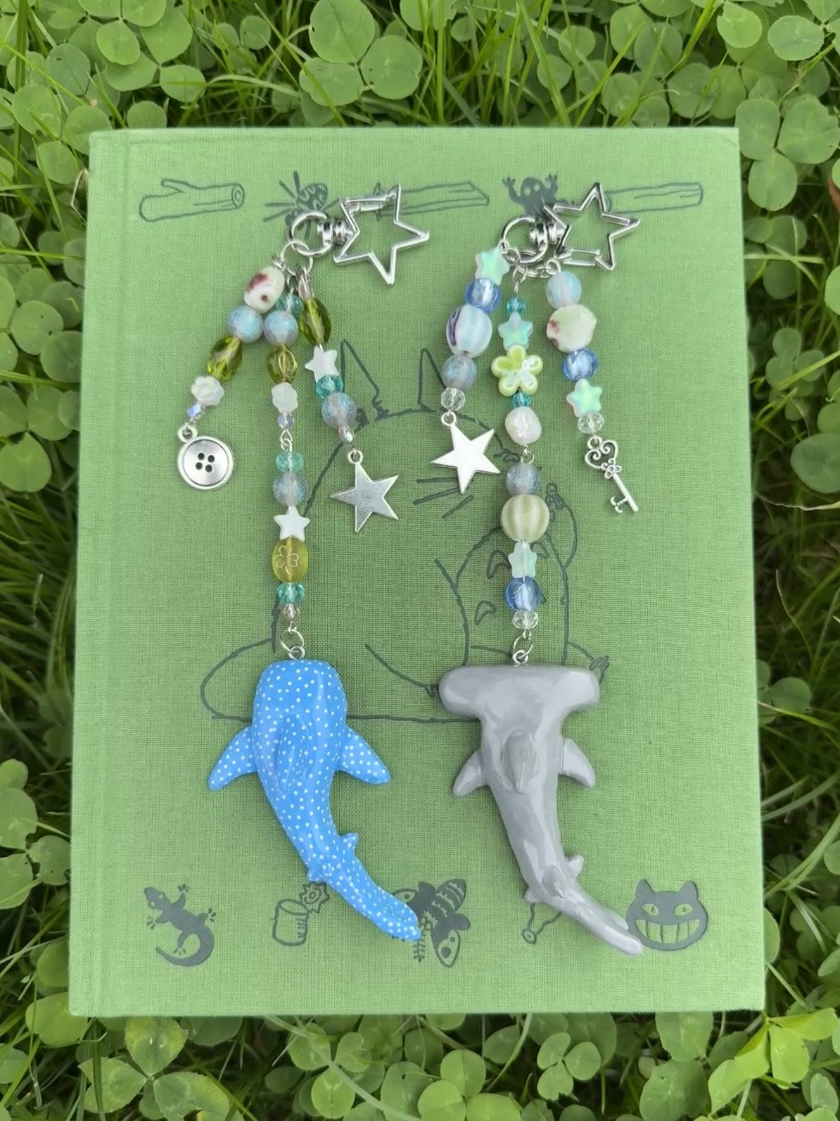 shark keychains .✦ ݁˖