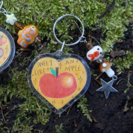 apple themed keychains - Image 2