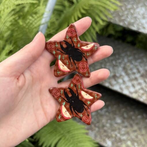 stag beetle apple hair clip ★ - Image 2