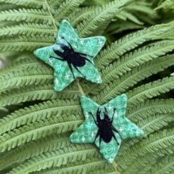 stag beetle lucky clover hair clip ★