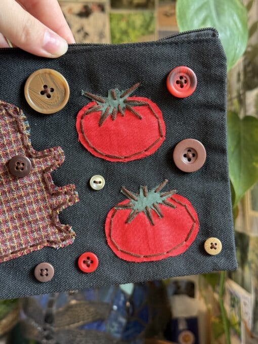 tomato bug pouch - Image 3