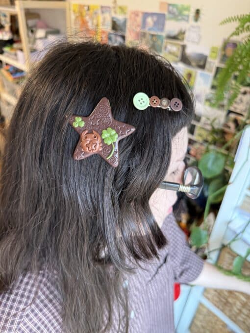 button hair clips set - red - Image 2