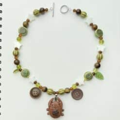 button bug necklace