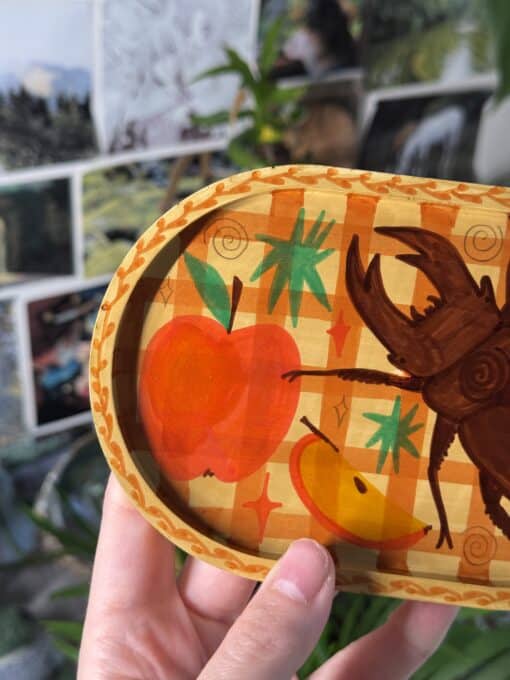 stag beetle trinket dish - apple - Image 2